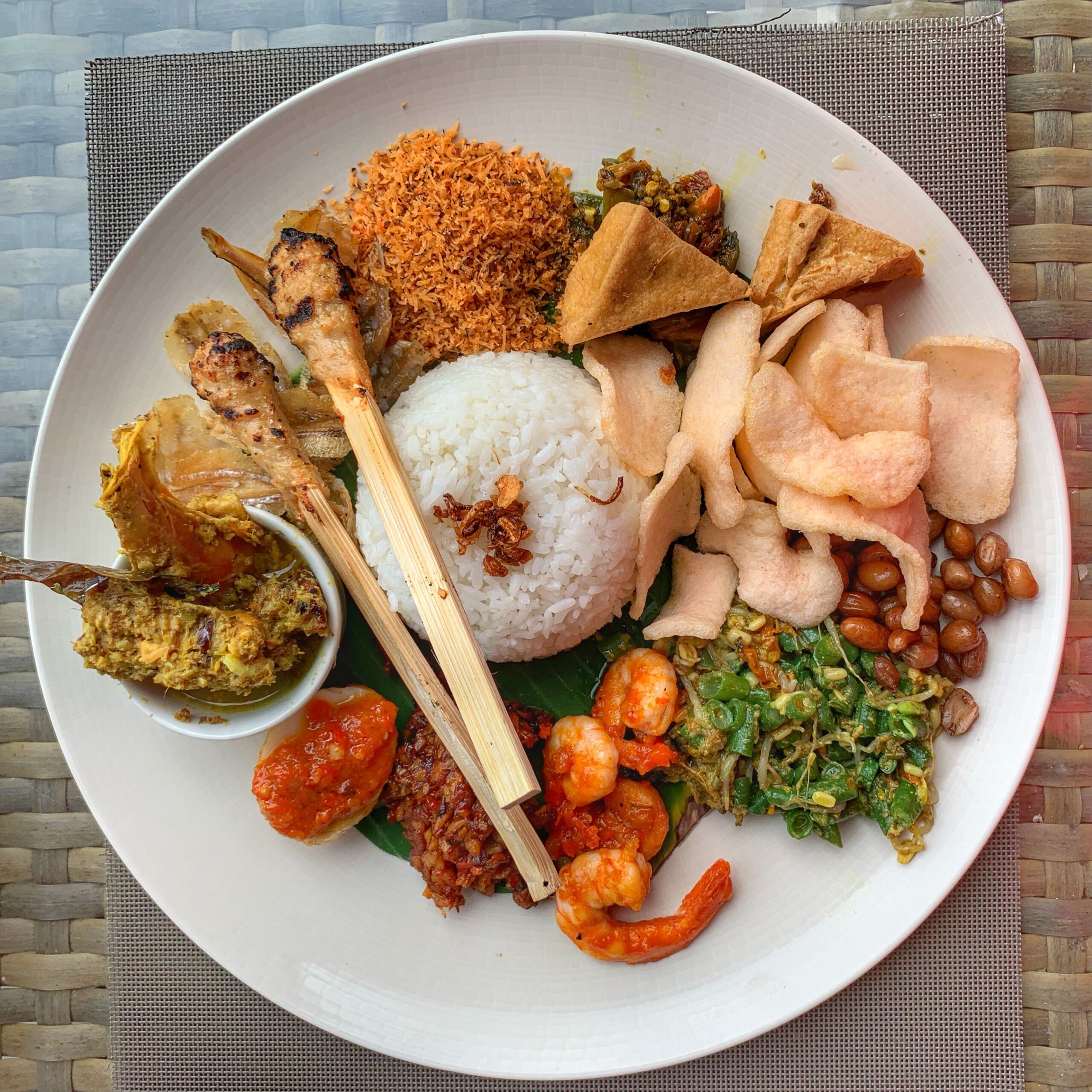Review Warung Bali: Eksplorasi Bali Food di Bali yang Menggugah Selera