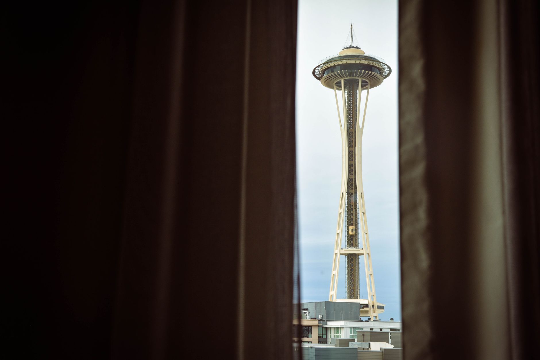 Canlis Seattle: The Iconic Fine Dining with Lake Union View Since 1950