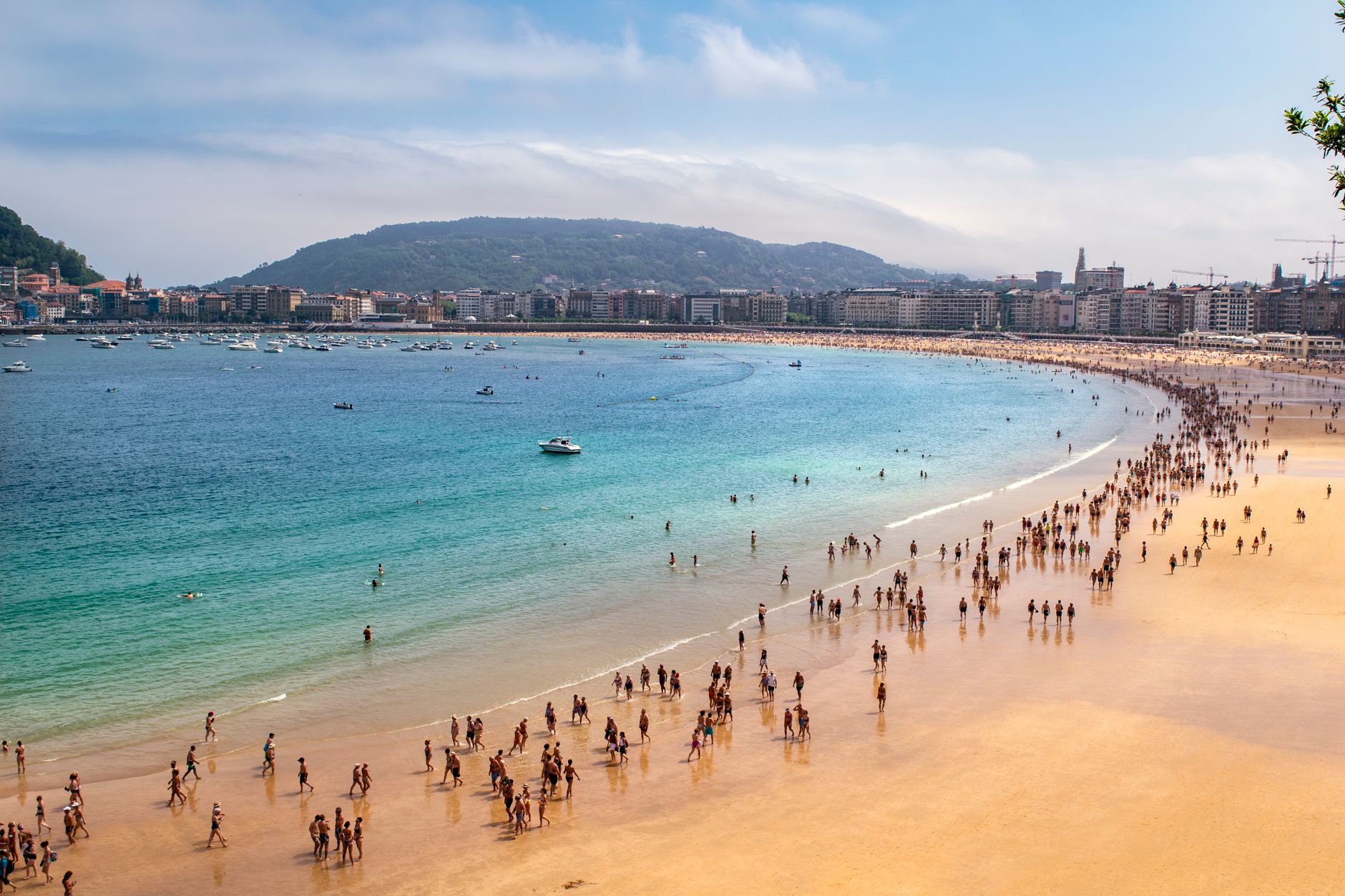 Panduan Lengkap Gandarias San Sebastian: Restaurant Basque Pintxos Terbaik 2026