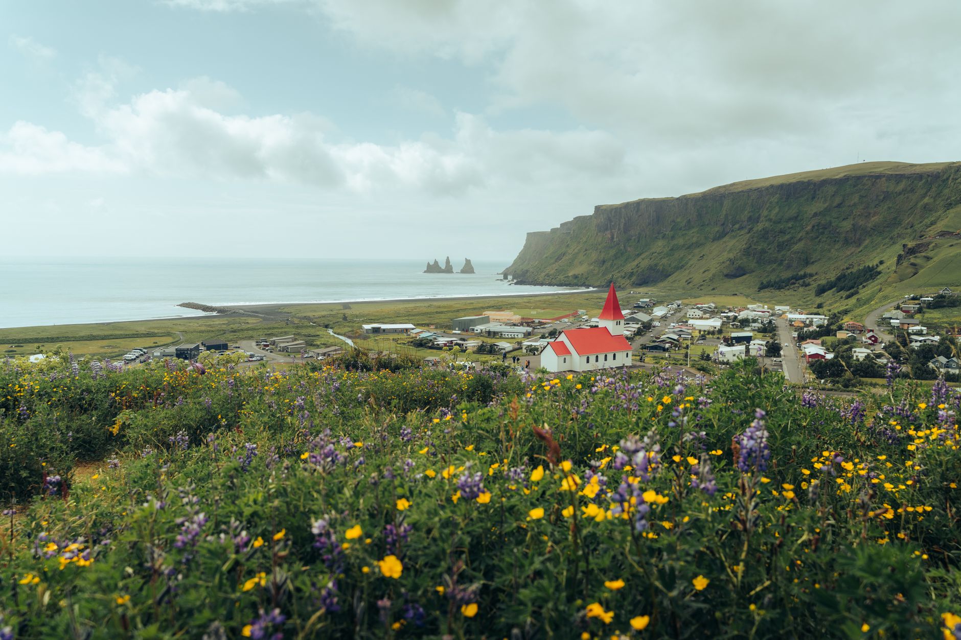 Panduan Lengkap Vik: Halldorskaffi, Cafe Icelandic Cafe Wajib Coba