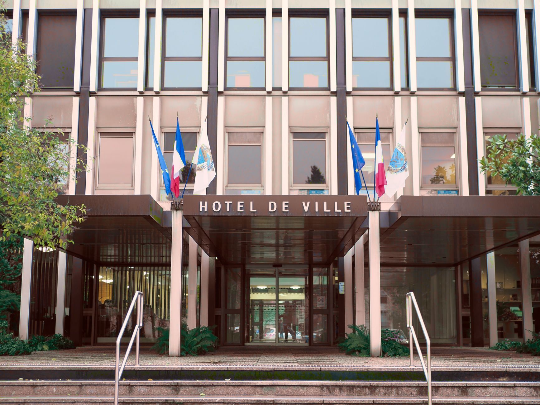 Hotel de Ville Crissier: Menu, Prices, Hours & Insider Tips