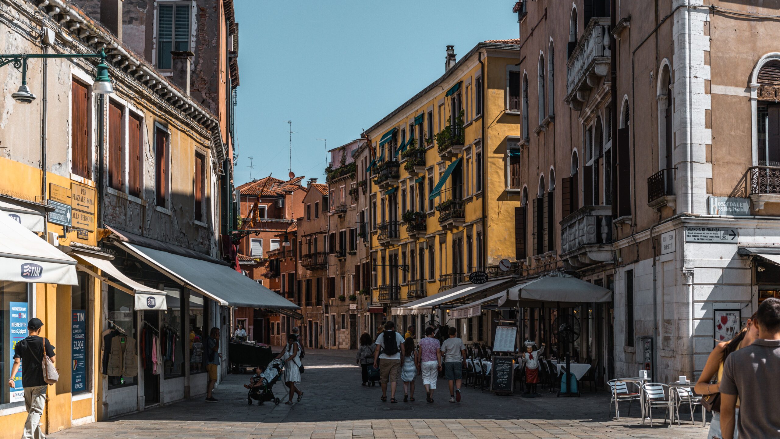 The Ultimate Viral Italian Cafe Experience at Caffè Florian, Venice