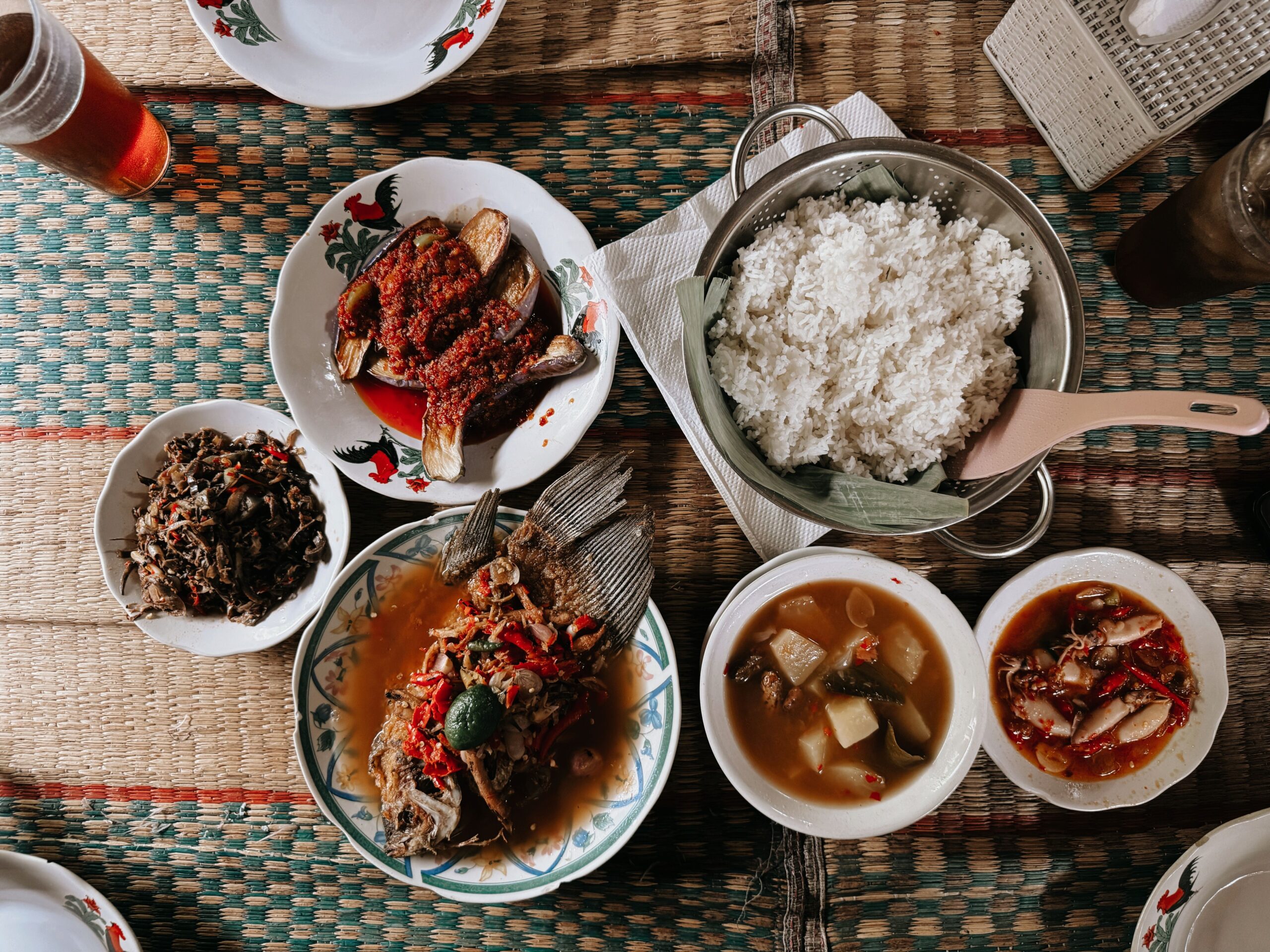 Resto Manado – Destinasi Kuliner Minahasa di Sulawesi Utara yang Wajib Dikunjungi
