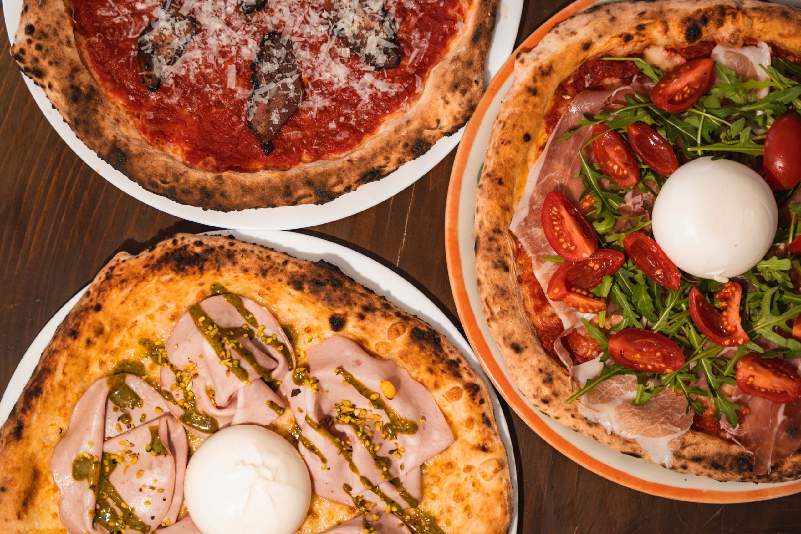 L’Antica Pizzeria – A Trendy Look at Pizza Margherita, Marinara neapolitan pizza|Restaurant