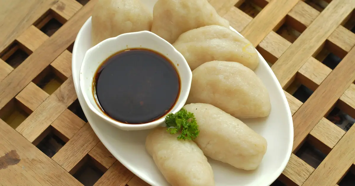 Gokil! Review Pempek Khas Palembang di Pempek Cuko Mania, Palembang: Rasa Autentik, Harga Bersahabat, Lokasi Strategis