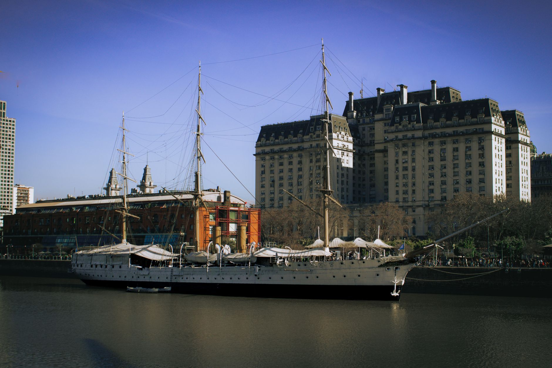 The Essential Tegui Buenos Aires Reference Guide