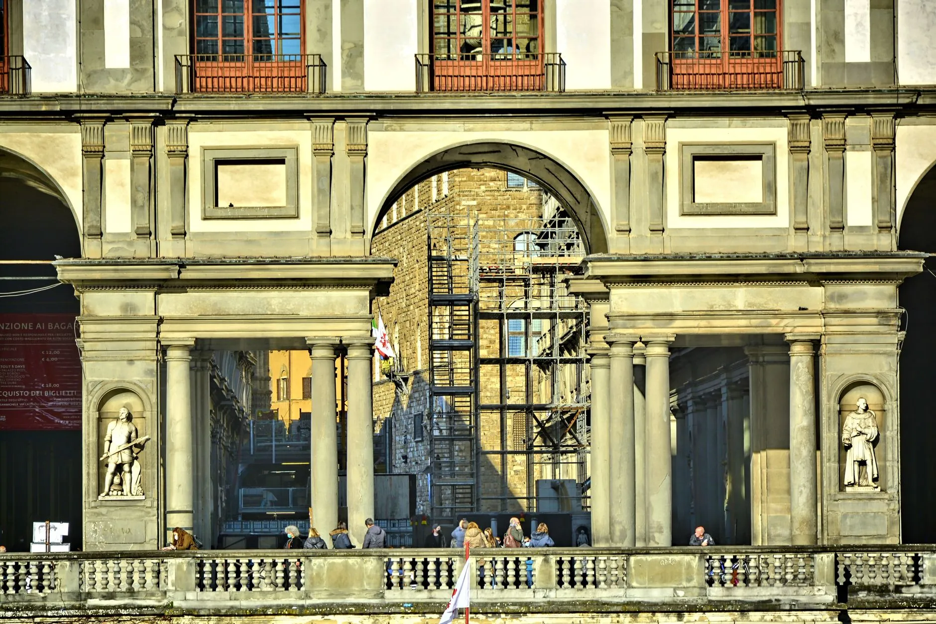 Uffizi Cafe Florence Info Hub: Menu, Reservations, Tips 2026