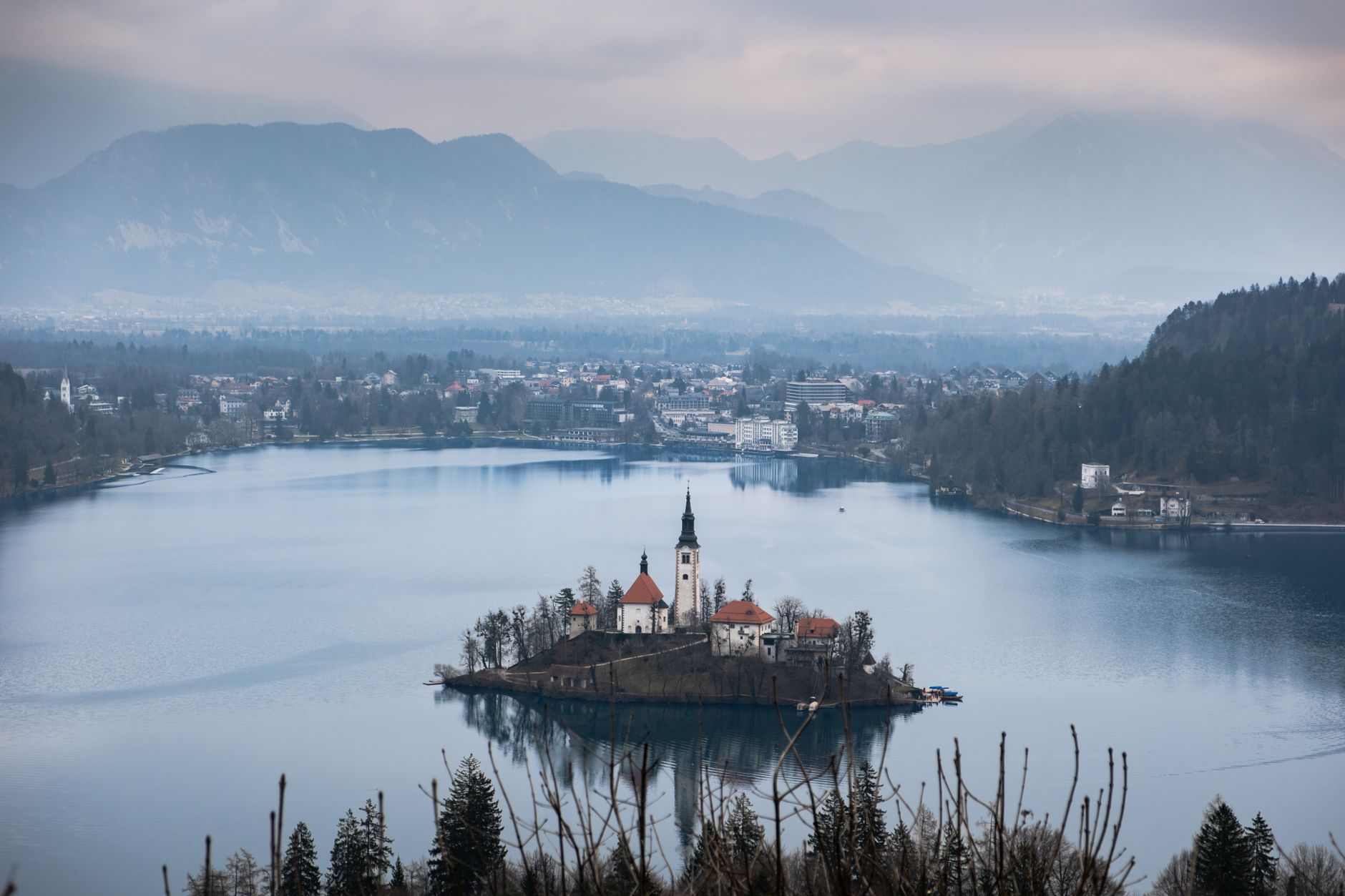 Panduan Lengkap Vila Preseren Lake Bled: Tips & Review Restaurant
