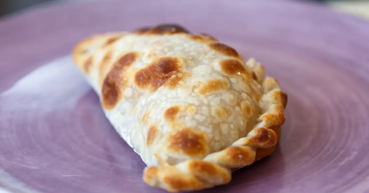 Empanada Madrid - Kuliner Dunia