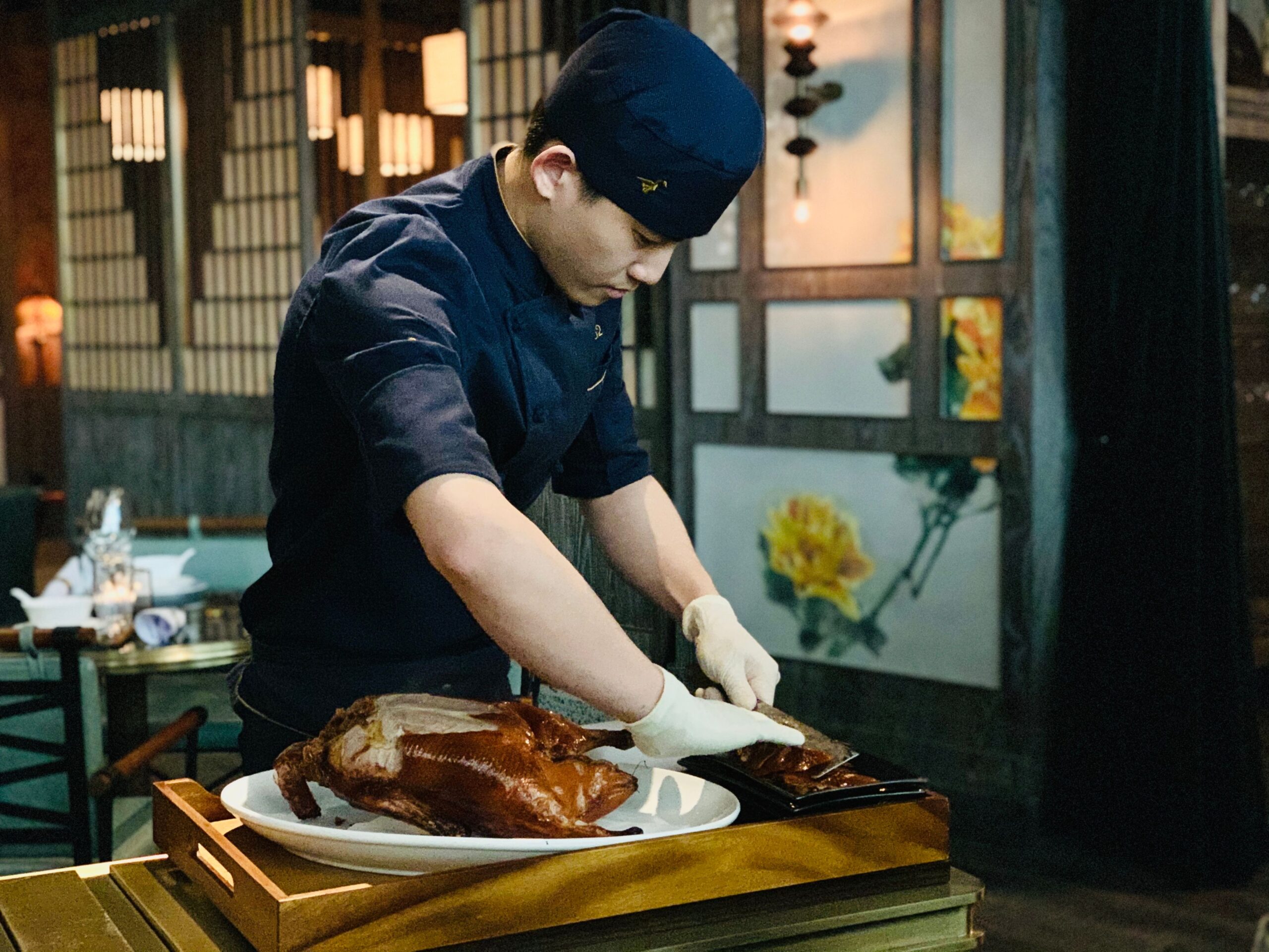 Quanjude: Where Locals Eat in BeijingImperial Chinese: Where Locals Eat in