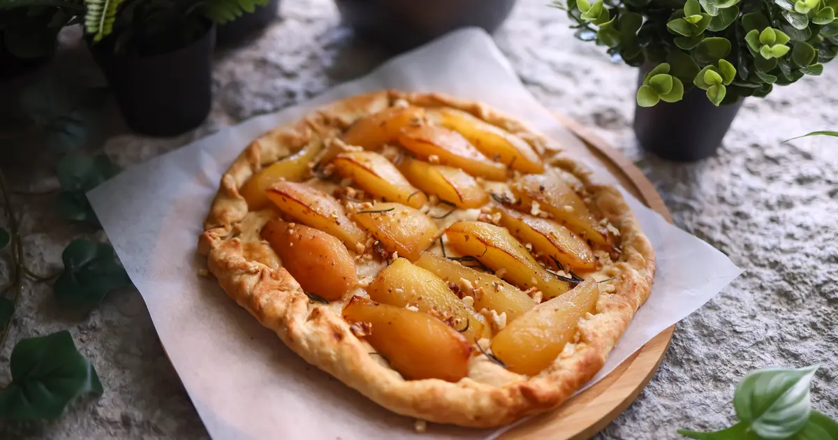 Wisata Gastronomi Prancis: Review Tarte Flambee Prancis di Strasbourg, Pengalaman Kuliner Tak Terlupakan